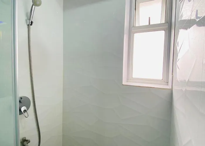 Torre De 1br Appartement *